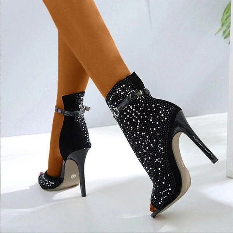 أحذية نسائية أنيقة ذات كعب عالي مع لون أسود أبيض بني
